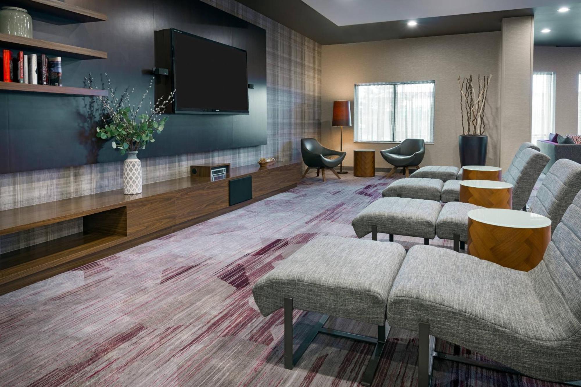 צ'יקטווואגה Courtyard By Marriott Buffalo Airport מראה חיצוני תמונה