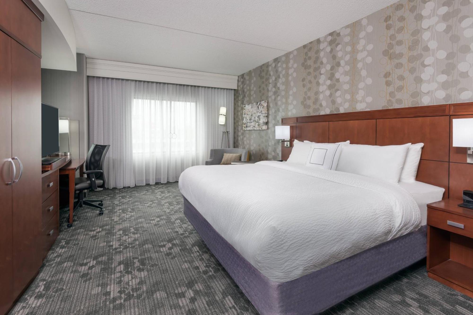 צ'יקטווואגה Courtyard By Marriott Buffalo Airport מראה חיצוני תמונה