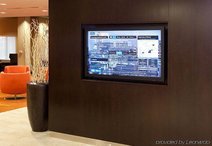 צ'יקטווואגה Courtyard By Marriott Buffalo Airport מראה פנימי תמונה