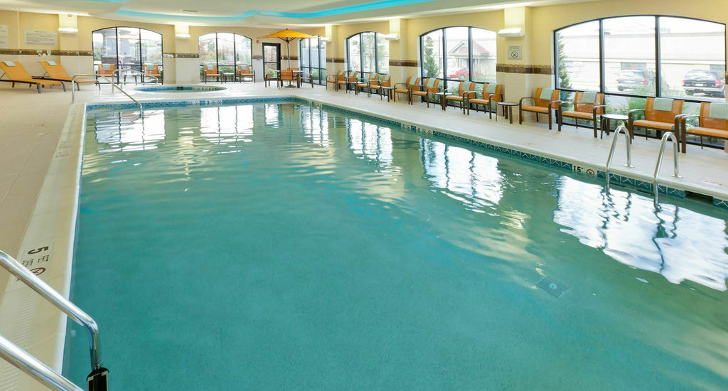 צ'יקטווואגה Courtyard By Marriott Buffalo Airport מראה חיצוני תמונה