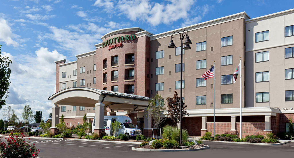 צ'יקטווואגה Courtyard By Marriott Buffalo Airport מראה חיצוני תמונה