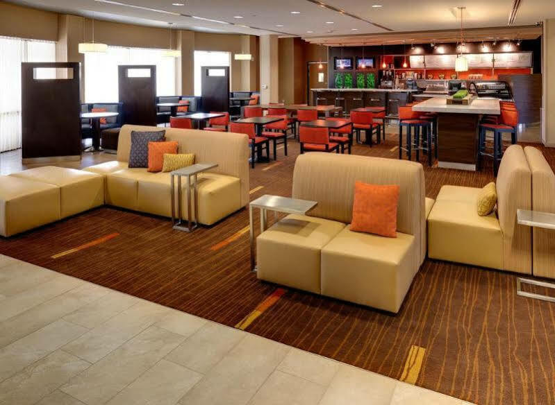 צ'יקטווואגה Courtyard By Marriott Buffalo Airport מראה חיצוני תמונה